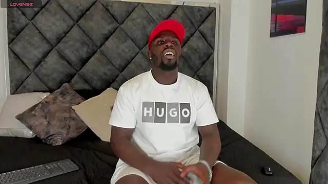 Latrellx7 online show from 25, 9, 2025