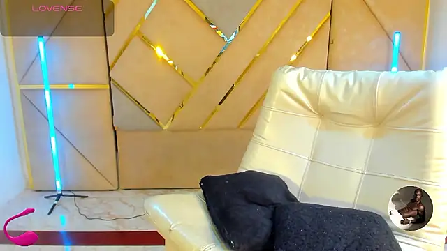 Latrellx7 online show from 6, 1, 2026