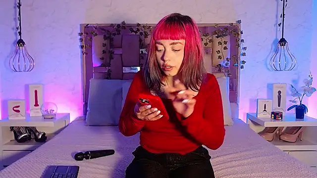 Snapshot of GigiVolkova chatting on 13, 10, 2025 GigiVolkova online show from 13, 10, 2025