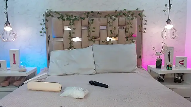 GigiVolkova online show from 26, 11, 2025