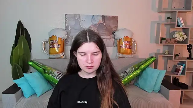 Snapshot of BonneyLove chatting on 23, 9, 2025 BonneyLove online show from 23, 9, 2025