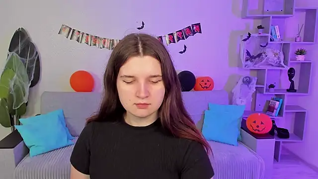 Snapshot of BonneyLove chatting on 3, 11, 2025 BonneyLove online show from 3, 11, 2025