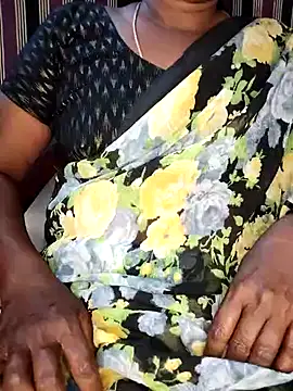 Indiandolly23 online show from 5, 3, 2025