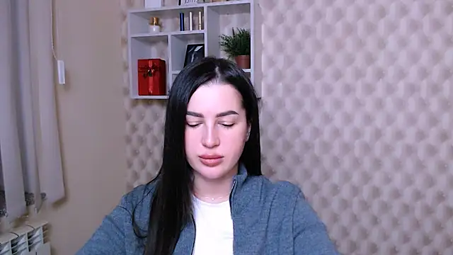 Snapshot of DivaKaily_ chatting on 21, 10, 2025 DivaKaily online show from 21, 10, 2025