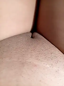 Snapshot of Khaleyssi chatting on 28, 12, 2024 Khaleyssi online show from 28, 12, 2024