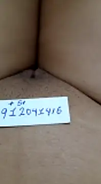 Snapshot of Khaleyssi chatting on 12, 1, 2025 Khaleyssi online show from 12, 1, 2025