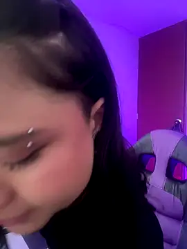 Snapshot of _Valkyrie chatting on 18, 12, 2025 Valkyrie online show from 18, 12, 2025