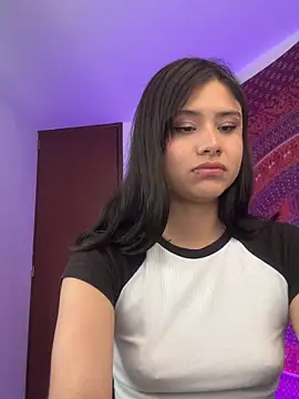 Snapshot of _Valkyrie chatting on 4, 3, 2026 Valkyrie online show from 4, 3, 2026