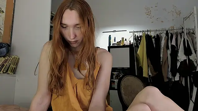 LisaIcon online show from 19, 11, 2025