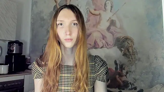 Snapshot of LisaIcon chatting on 13, 4, 2026 LisaIcon online show from 13, 4, 2026