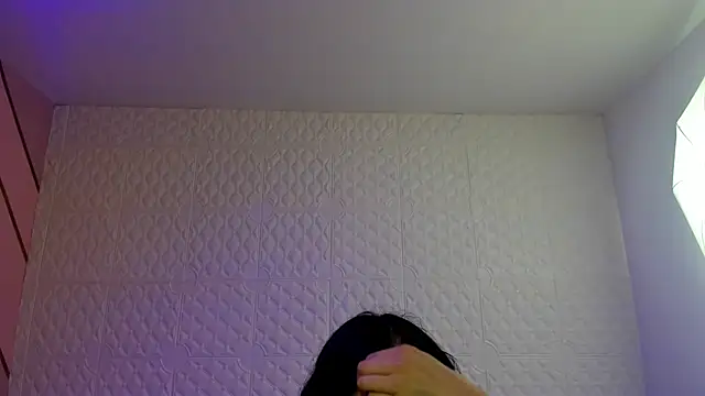 Violetaa diazz online show from 2, 12, 2025