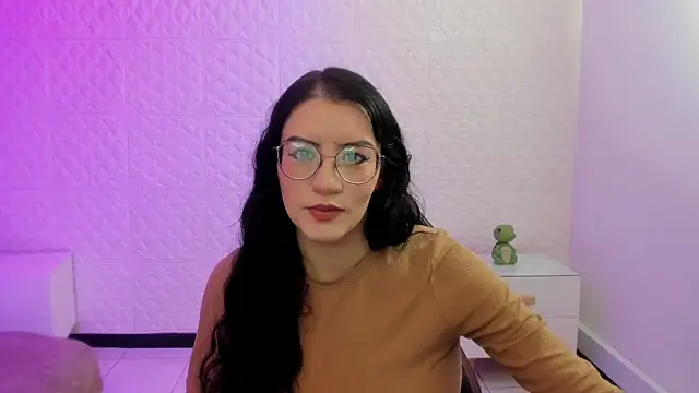 Snapshot of Violetaa_diazz chatting on 19, 3, 2026 Violetaa diazz online show from 19, 3, 2026