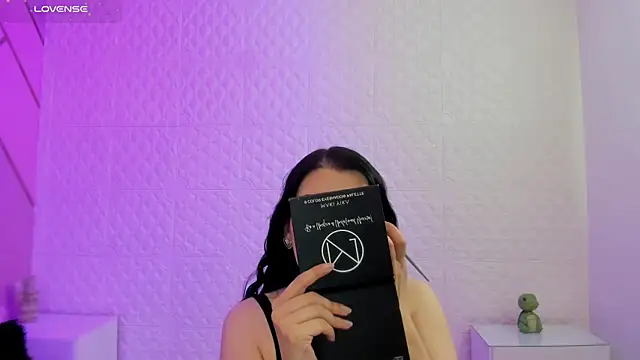 Snapshot of Violetaa_diazz chatting on 20, 3, 2026 Violetaa diazz online show from 20, 3, 2026