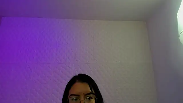 Snapshot of Violetaa_diazz chatting on 21, 3, 2026 Violetaa diazz online show from 21, 3, 2026