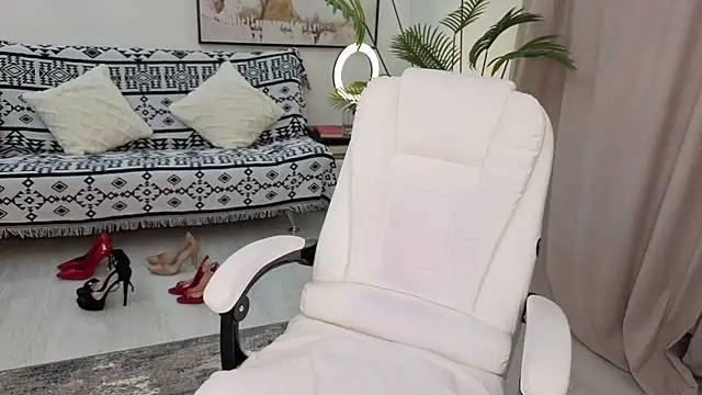 Snapshot of Beylly chatting on 29, 4, 2026 Beylly online show from 29, 4, 2026