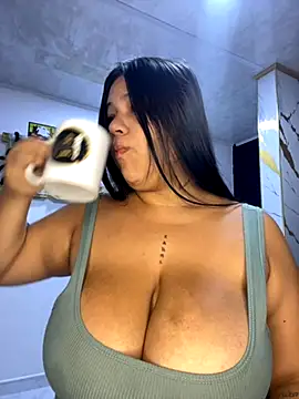 emma  milk  online show from 24, 10, 2025