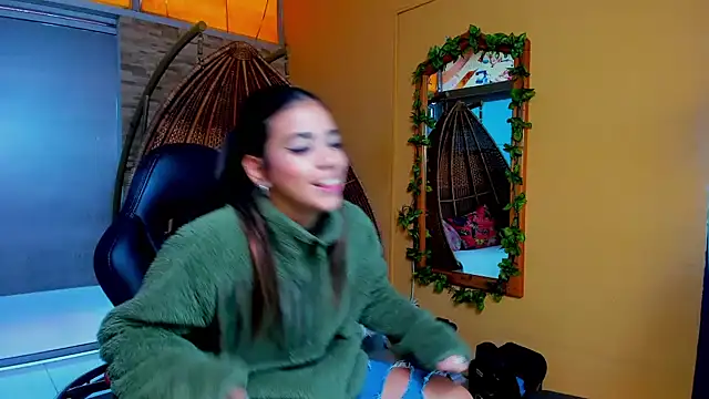 GiaFu online show from 5, 1, 2025