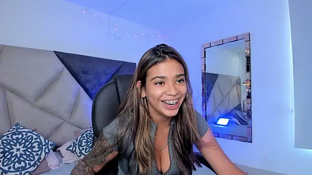 Snapshot of GiaFu chatting on 23, 2, 2026 GiaFu online show from 23, 2, 2026