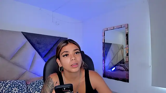 Snapshot of GiaFu chatting on 24, 2, 2026 GiaFu online show from 24, 2, 2026