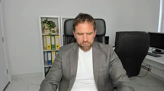 John-E-Dough online show from 6, 12, 2024