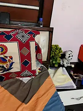 Snapshot of santurmom chatting on 22, 2, 2025 santurmom online show from 22, 2, 2025