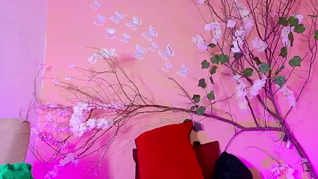 Charlotte Love10 online show from 12, 7, 2026