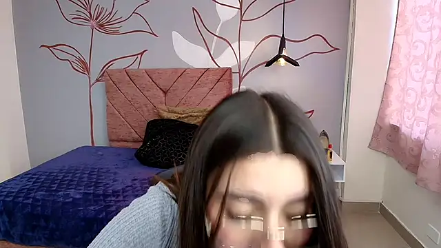 Snapshot of Aly_Cute_ chatting on 7, 1, 2025 Aly Cute online show from 7, 1, 2025