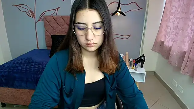 Snapshot of Aly_Cute_ chatting on 16, 1, 2025 Aly Cute online show from 16, 1, 2025