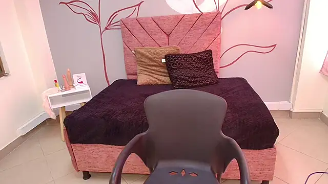 Snapshot of Aly_Cute_ chatting on 24, 2, 2025 Aly Cute online show from 24, 2, 2025