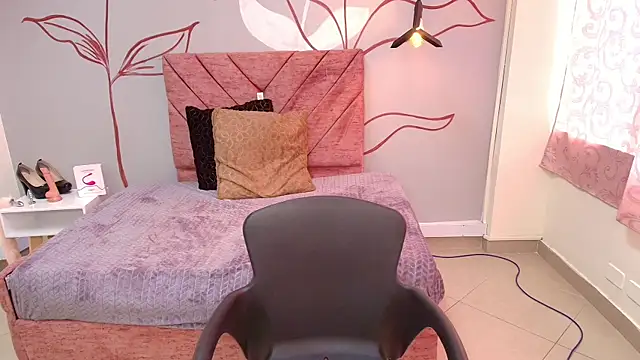 Snapshot of Aly_Cute_ chatting on 25, 2, 2025 Aly Cute online show from 25, 2, 2025