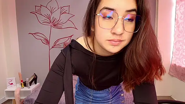 Snapshot of Aly_Cute_ chatting on 26, 2, 2025 Aly Cute online show from 26, 2, 2025