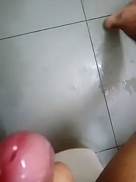 Snapshot of naughtiestdaddy chatting on 1, 2, 2025 naughtiestdaddy online show from 1, 2, 2025