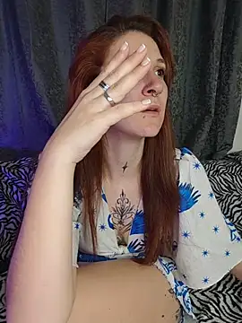 Snapshot of Khalee_si chatting on 4, 8, 2026 Khalee si online show from 4, 8, 2026