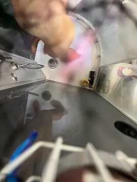 Snapshot of lescro95_ chatting on 6, 4, 2026 lescro95 online show from 6, 4, 2026