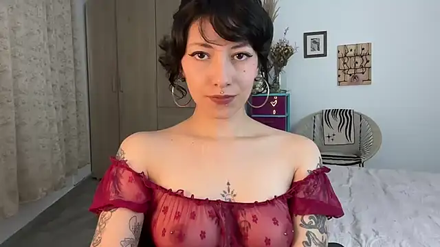Snapshot of cataline_de_aragaon chatting on 28, 2, 2025 cataline de aragaon online show from 28, 2, 2025