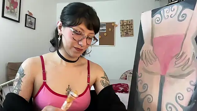 Snapshot of cataline_de_aragaon chatting on 9, 10, 2025 cataline de aragaon online show from 9, 10, 2025