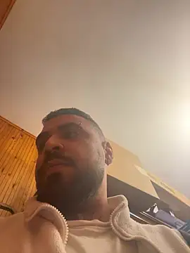 Dikkiduohottt online show from 19, 3, 2025