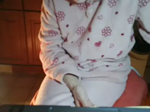 Snapshot of VeneRed chatting on 8, 2, 2026 VeneRed online show from 8, 2, 2026