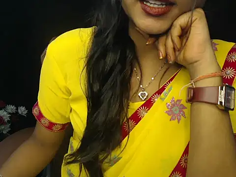 Snapshot of Wish_Queen chatting on 5, 11, 2025 Wish Queen online show from 5, 11, 2025