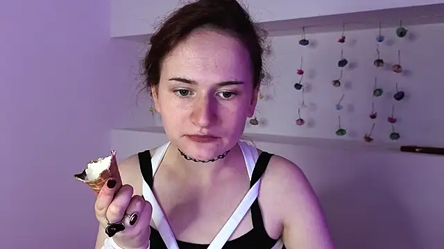 Snapshot of L1ittle_kitty_ chatting on 23, 6, 2026 L1ittle kitty online show from 23, 6, 2026