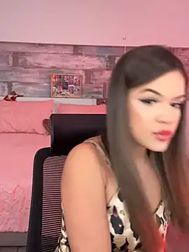 Snapshot of Alisha-Bond chatting on 28, 12, 2024 Alisha-Bond online show from 28, 12, 2024