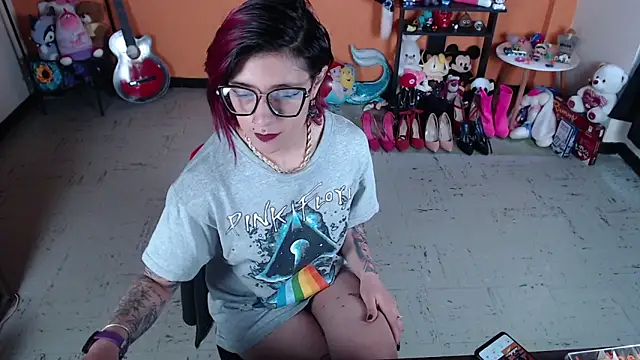 MissMiia2 online show from 14, 1, 2025