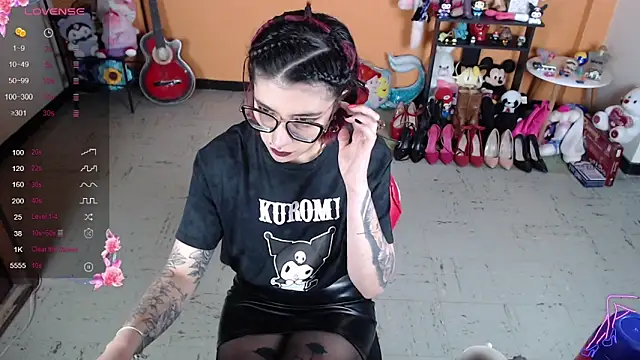 MissMiia2 online show from 22, 1, 2025