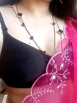 Snapshot of Indianhyna chatting on 17, 2, 2025 Indianhyna online show from 17, 2, 2025