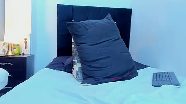 kathyajhonss online show from 23, 2, 2025