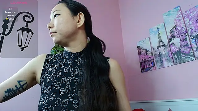 Snapshot of Inari_Okami_ chatting on 8, 5, 2026 Inari Okami online show from 8, 5, 2026