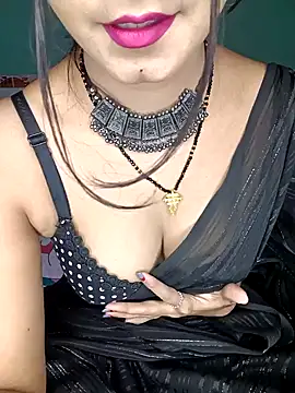 Diamond queeen online show from 18, 1, 2025