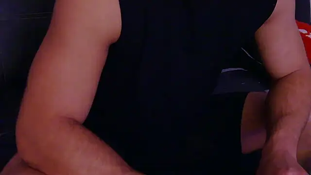 Snapshot of GymBoyVan chatting on 5, 2, 2025 GymBoyVan online show from 5, 2, 2025