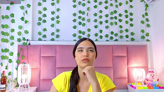 kaily sweet1 online show from 6, 4, 2026