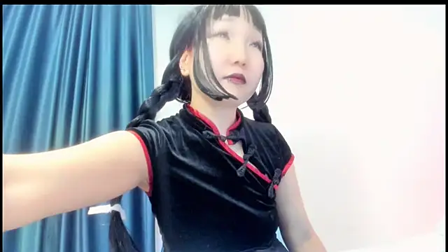 himeros goddess online show from 17, 9, 2025